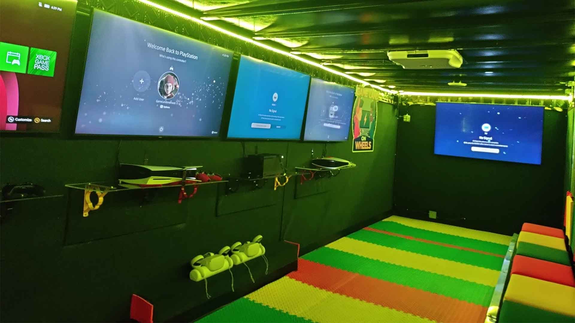 Game Land on Wheels truck